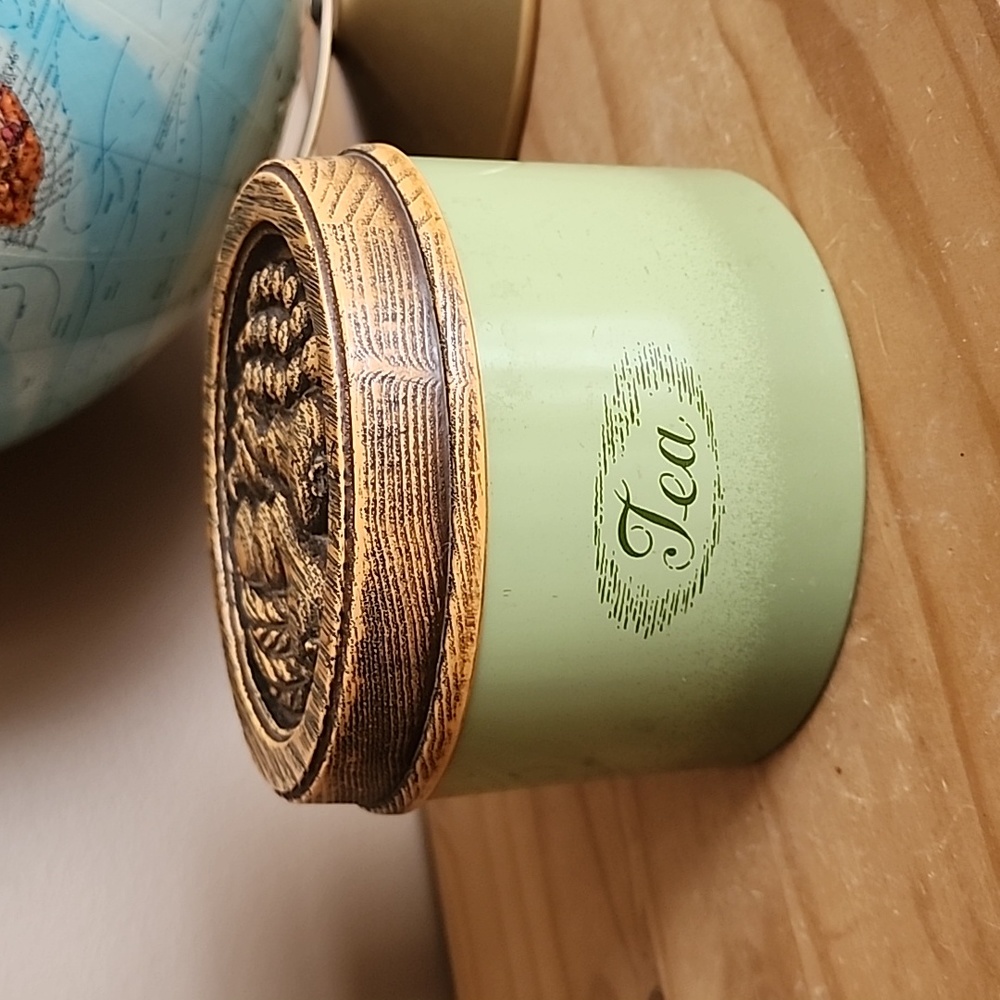 Vintage Retro Burlington avocado green tea tin